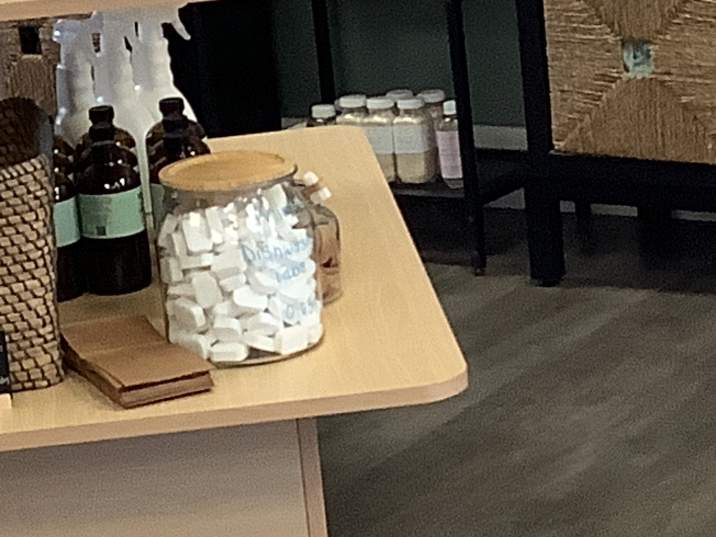 Bulk mint dishwasher tabs